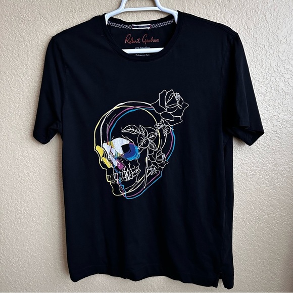 Robert Graham Short Sleeve Graphic Crewneck Tee - Picture 1 of 8